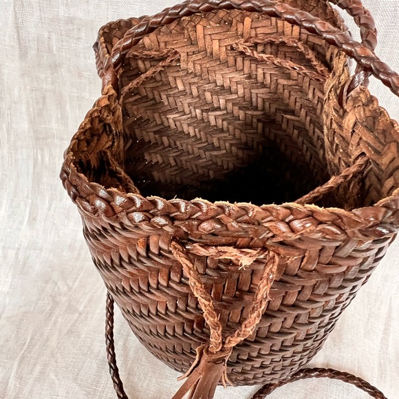 Elegant Dark Brown Woven Crossbody Bag - Picture 3 of 7